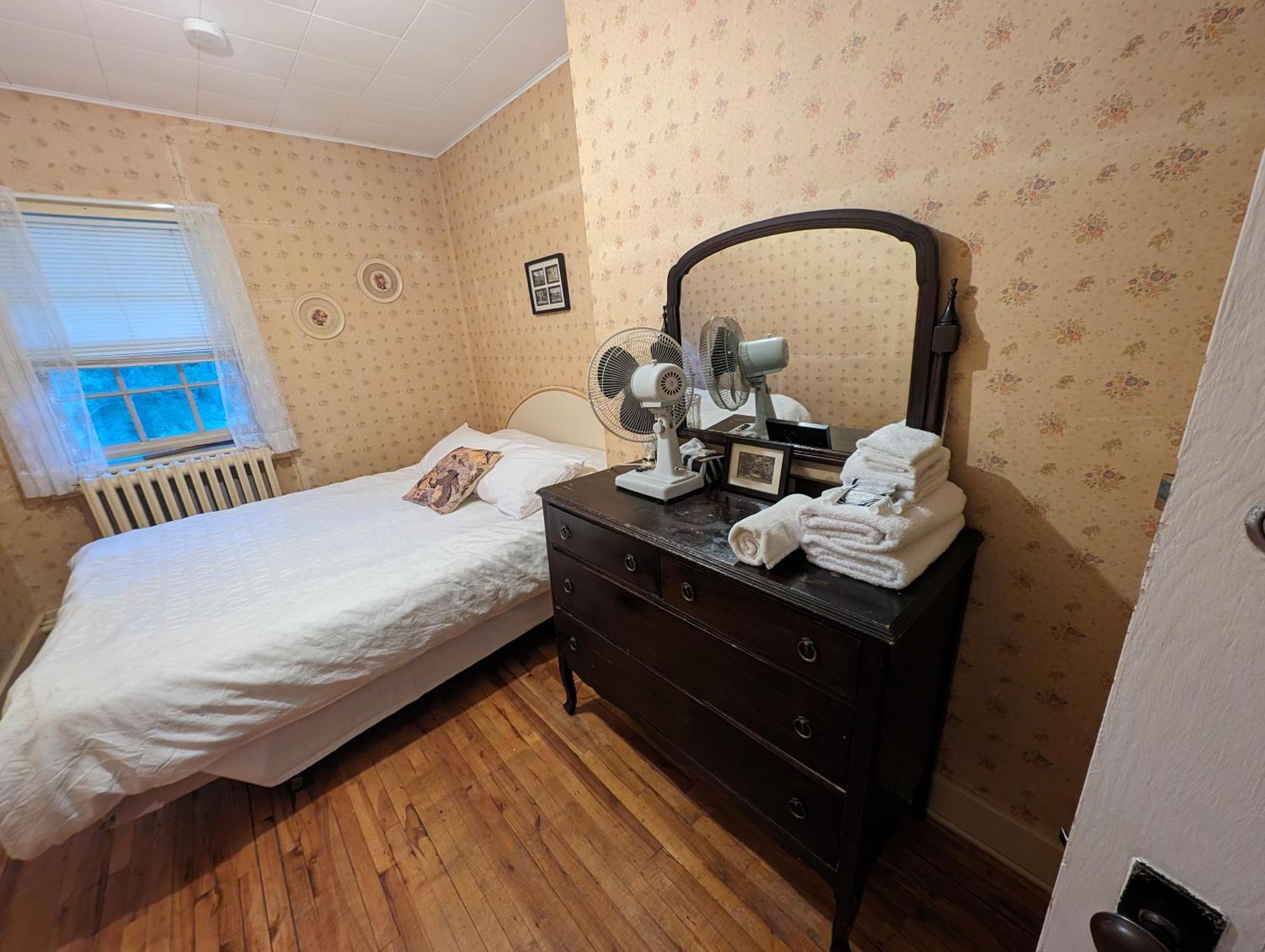 Pine Lodge Bristol Ngoại thất bức ảnh
